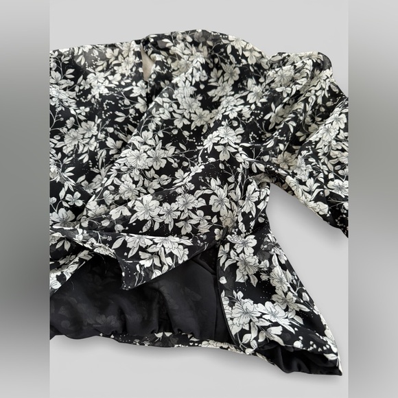 Zara Black White Floral Long Sleeve Crop Blouse XS - Picture 5 of 6